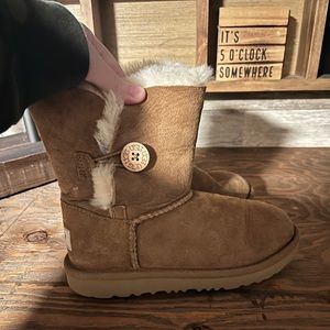 Girls Uggs